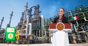 Sheinbaum mantiene precio de gasolina; sin subsidio, costaría 30 pesos