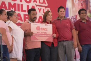 Gobierno humanista transforma la vida de más de 7 mil familias con apoyos directos: Rocío Nahle