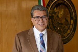 Propone Ricardo Monreal a Morena que no se separen del cargo las y los legisladores que quieren reelegirse