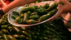 Brote de salmonela en EU se vincula con chile jalapeño exportado desde México