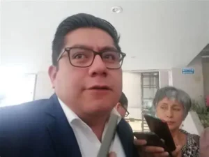 Dirigente de MORENA en Veracruz exhorta a aspirantes a respetar los tiempos internos